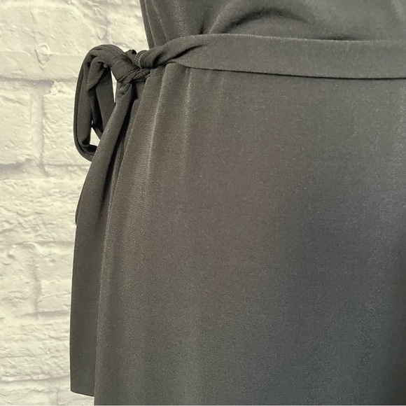 RW & CO Cowl Neck Sleeveless Tie Waist Midi Little Black Dress Size Medium - Picture 5 of 10